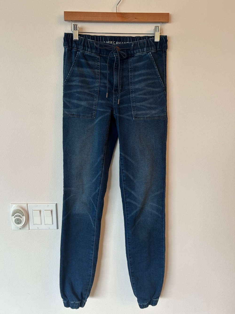 American Eagle Outfitters Dark Blue Skinny Jeans